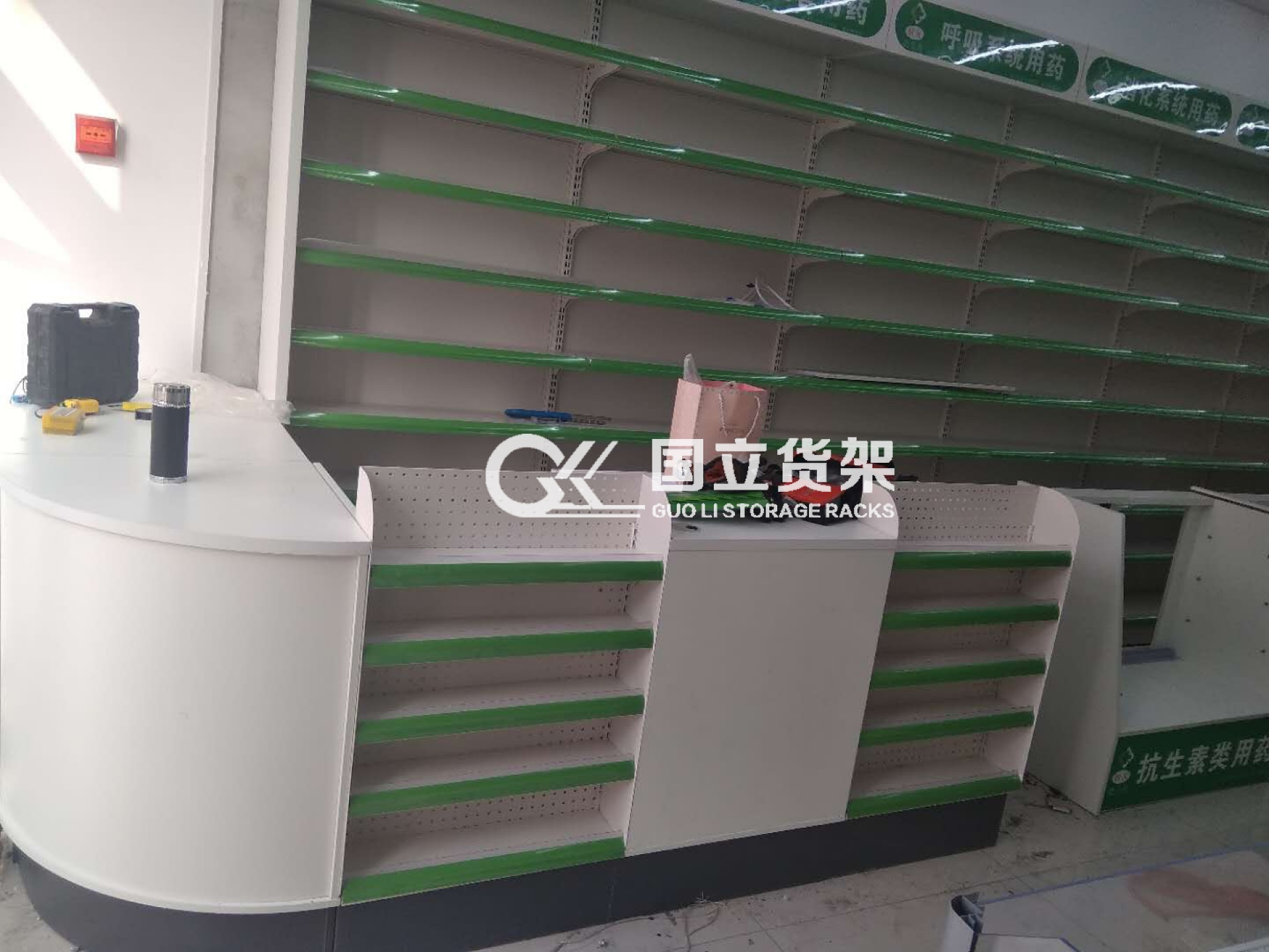 藥店巧用收銀臺陳列技巧，讓顧客“順手”帶走商品